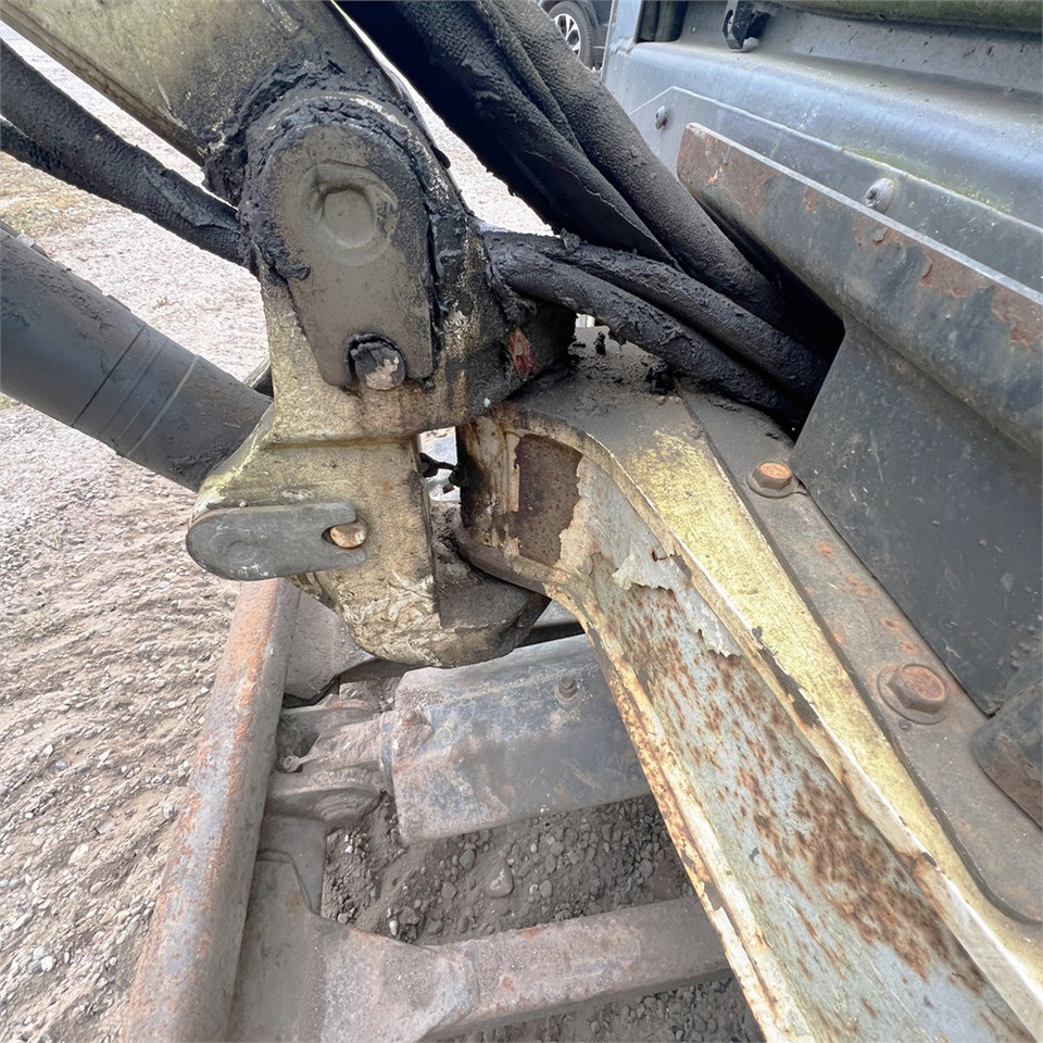 Mini bager Bobcat 320: slika Mini bager Bobcat 320