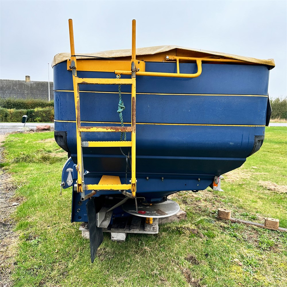 Bogballe M3W Plus - Oprema za gnojenje: slika Bogballe M3W Plus - Oprema za gnojenje Bogballe M3W Plus - Oprema za gnojenje: slika Bogballe M3W Plus - Oprema za gnojenje
