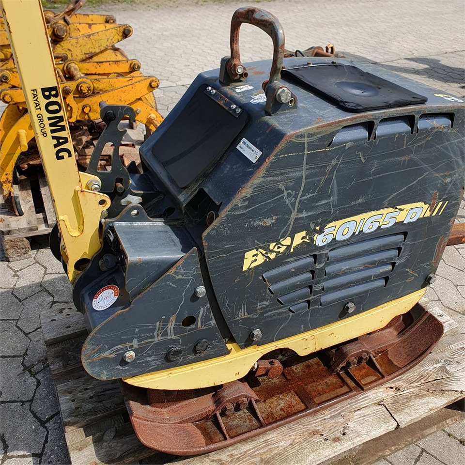 Bomag BRP 60/65 - Vibro ploča: slika Bomag BRP 60/65 - Vibro ploča Bomag BRP 60/65 - Vibro ploča: slika Bomag BRP 60/65 - Vibro ploča