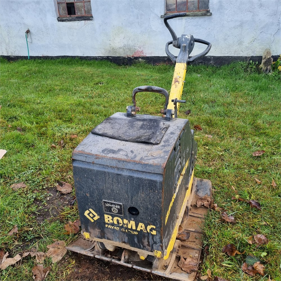 Bomag SPR 50/55 D - Vibro ploča: slika Bomag SPR 50/55 D - Vibro ploča Bomag SPR 50/55 D - Vibro ploča: slika Bomag SPR 50/55 D - Vibro ploča