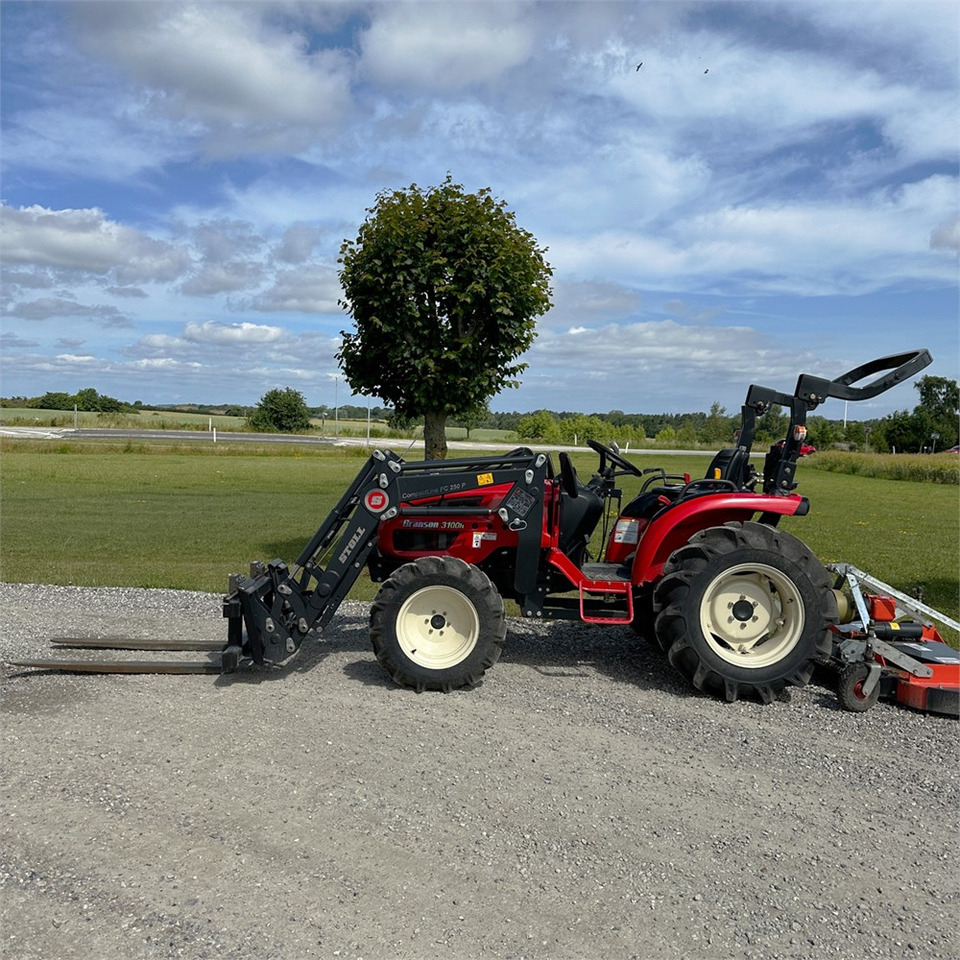Branson 3100H - Općinski traktor: slika Branson 3100H - Općinski traktor Branson 3100H - Općinski traktor: slika Branson 3100H - Općinski traktor