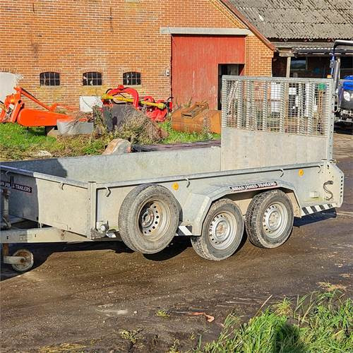 Brian James A Type - Auto prikolica: slika Brian James A Type - Auto prikolica Brian James A Type - Auto prikolica: slika Brian James A Type - Auto prikolica