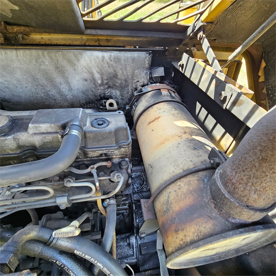 Zakup Caterpillar 307 B Caterpillar 307 B: slika Zakup Caterpillar 307 B Caterpillar 307 B