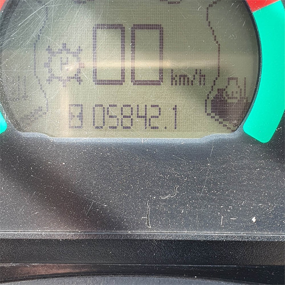 Zakup Caterpillar 906 H2 Caterpillar 906 H2: slika Zakup Caterpillar 906 H2 Caterpillar 906 H2