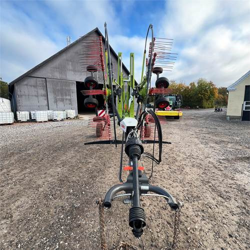 Claas 2800 Liner Trend - Oprema za prevrtanje sijena: slika Claas 2800 Liner Trend - Oprema za prevrtanje sijena Claas 2800 Liner Trend - Oprema za prevrtanje sijena: slika Claas 2800 Liner Trend - Oprema za prevrtanje sijena