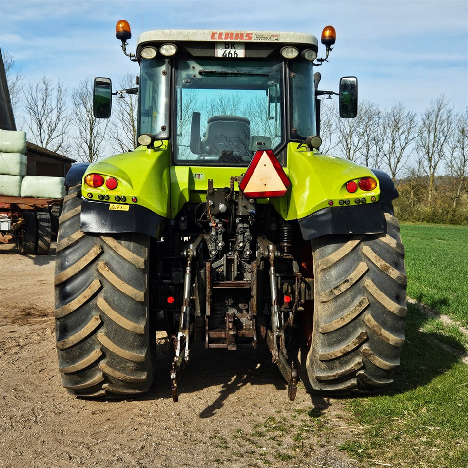 Claas ARION 640 - Traktor: slika Claas ARION 640 - Traktor Claas ARION 640 - Traktor: slika Claas ARION 640 - Traktor