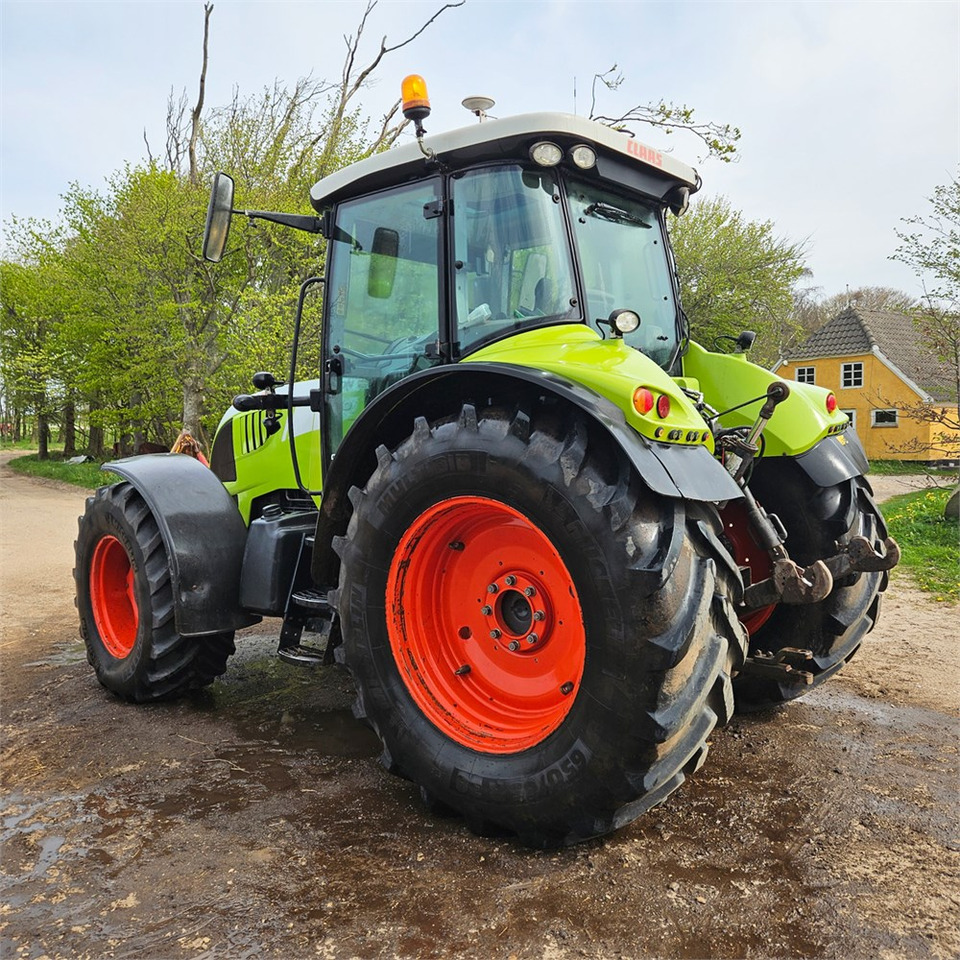 Claas Arion 640 - Traktor: slika Claas Arion 640 - Traktor Claas Arion 640 - Traktor: slika Claas Arion 640 - Traktor