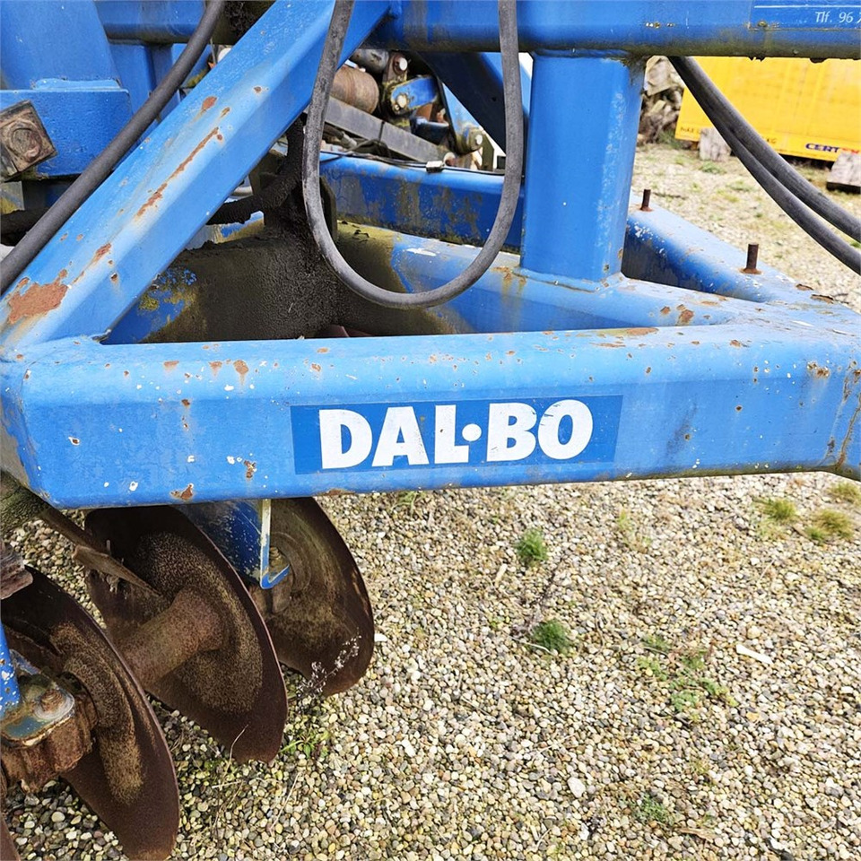 Dalbo 3 m - Oprema za obradu tla: slika Dalbo 3 m - Oprema za obradu tla Dalbo 3 m - Oprema za obradu tla: slika Dalbo 3 m - Oprema za obradu tla