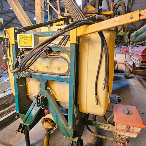 Danfoil ConCorde II 16/B3 0369 - Prskalica: slika Danfoil ConCorde II 16/B3 0369 - Prskalica Danfoil ConCorde II 16/B3 0369 - Prskalica: slika Danfoil ConCorde II 16/B3 0369 - Prskalica