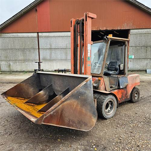 Dantruck 4004 - Viličar: slika Dantruck 4004 - Viličar Dantruck 4004 - Viličar: slika Dantruck 4004 - Viličar