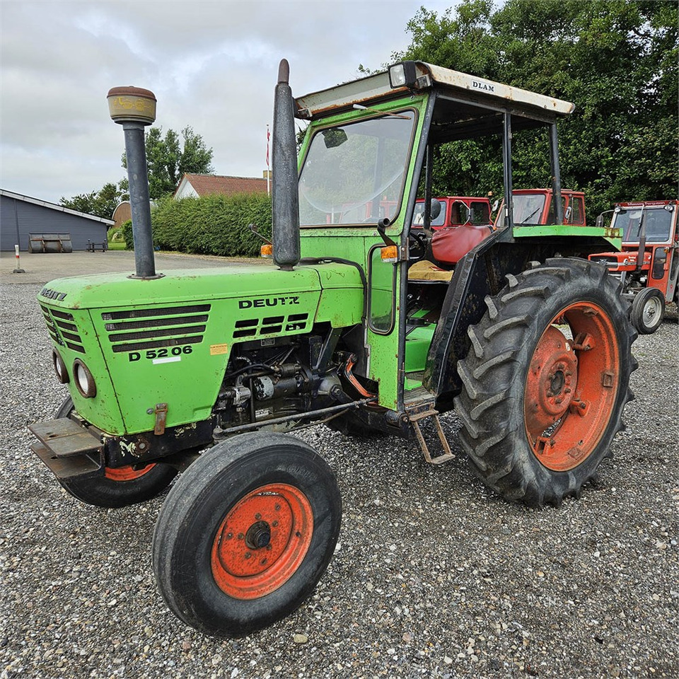 Deutz 5206 - Traktor: slika Deutz 5206 - Traktor Deutz 5206 - Traktor: slika Deutz 5206 - Traktor