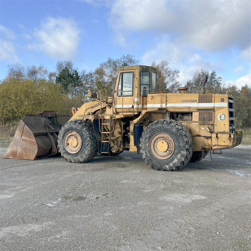 Dresser 560 B - Utovarivač na kotačima: slika Dresser 560 B - Utovarivač na kotačima Dresser 560 B - Utovarivač na kotačima: slika Dresser 560 B - Utovarivač na kotačima