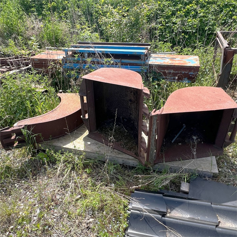 Ford 550 - Korpa za Građevinski strojevi: slika Ford 550 - Korpa za Građevinski strojevi Ford 550 - Korpa za Građevinski strojevi: slika Ford 550 - Korpa za Građevinski strojevi