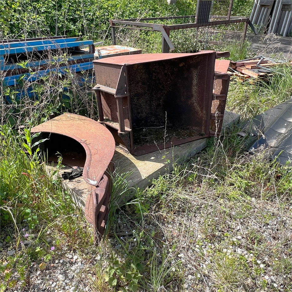 Ford 550 - Korpa za Građevinski strojevi: slika Ford 550 - Korpa za Građevinski strojevi Ford 550 - Korpa za Građevinski strojevi: slika Ford 550 - Korpa za Građevinski strojevi