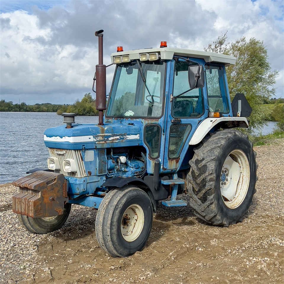 Ford 5610 - Traktor: slika Ford 5610 - Traktor Ford 5610 - Traktor: slika Ford 5610 - Traktor