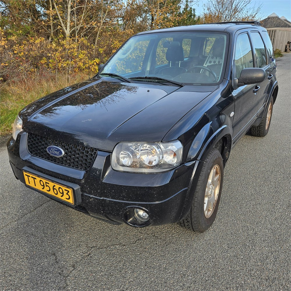 Ford Maverick 3,0 XLT - SUV: slika Ford Maverick 3,0 XLT - SUV Ford Maverick 3,0 XLT - SUV: slika Ford Maverick 3,0 XLT - SUV