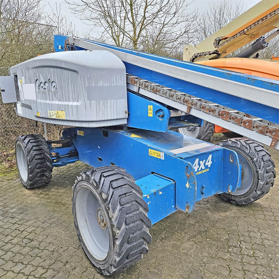 Genie S60HC - Teleskopski krak: slika Genie S60HC - Teleskopski krak Genie S60HC - Teleskopski krak: slika Genie S60HC - Teleskopski krak