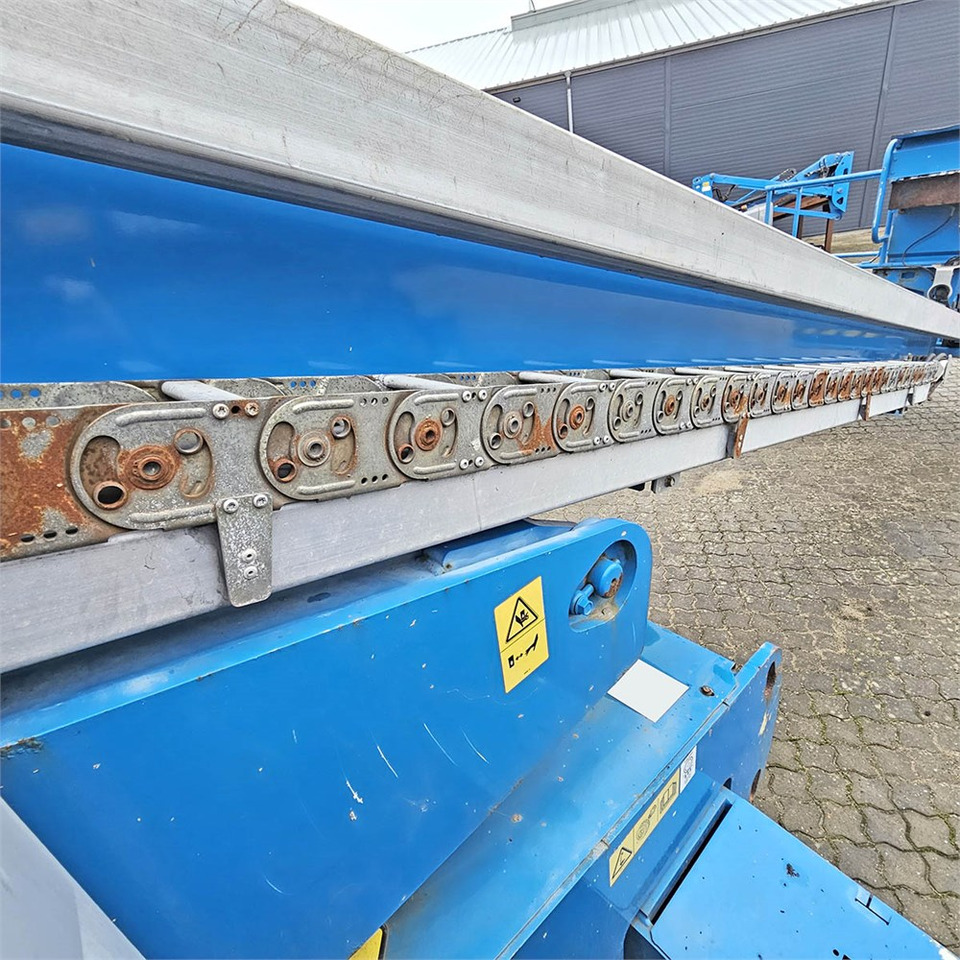Teleskopski krak Genie S60HC: slika Teleskopski krak Genie S60HC