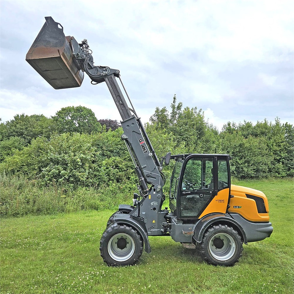 Giant V 761 TELE - Utovarivač na kotačima: slika Giant V 761 TELE - Utovarivač na kotačima Giant V 761 TELE - Utovarivač na kotačima: slika Giant V 761 TELE - Utovarivač na kotačima