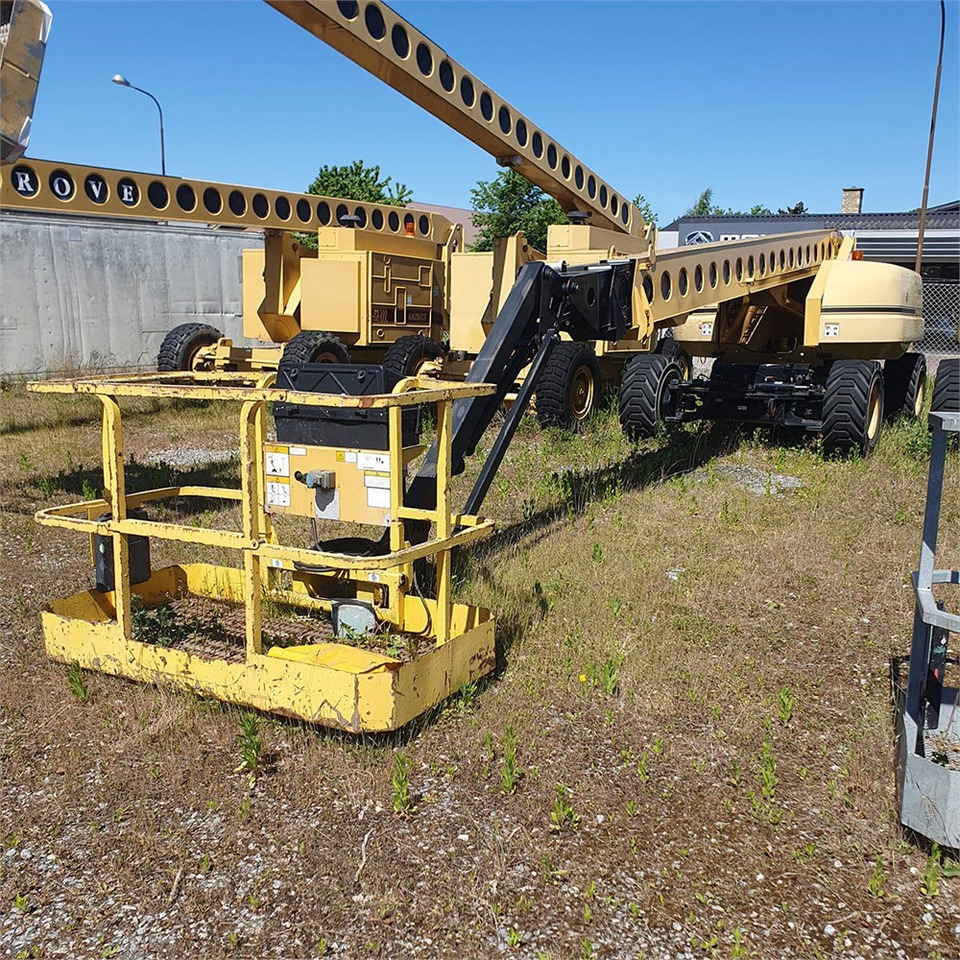 Grove MZ72 DXT - Teleskopski krak: slika Grove MZ72 DXT - Teleskopski krak Grove MZ72 DXT - Teleskopski krak: slika Grove MZ72 DXT - Teleskopski krak