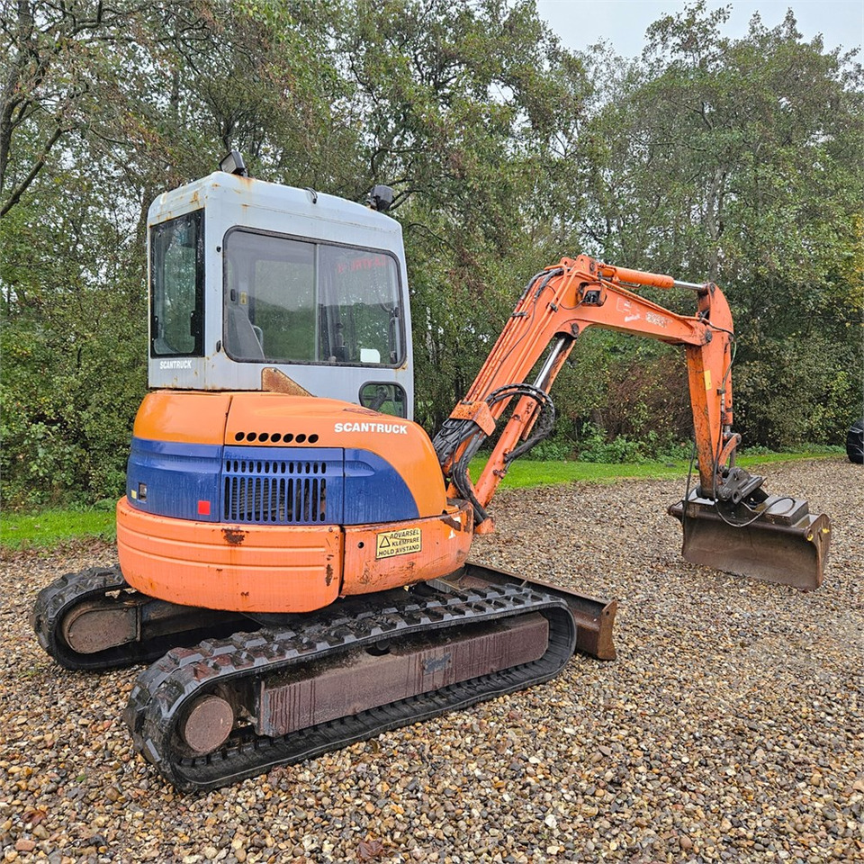 Hitachi FH50 U - Mini bager: slika Hitachi FH50 U - Mini bager Hitachi FH50 U - Mini bager: slika Hitachi FH50 U - Mini bager