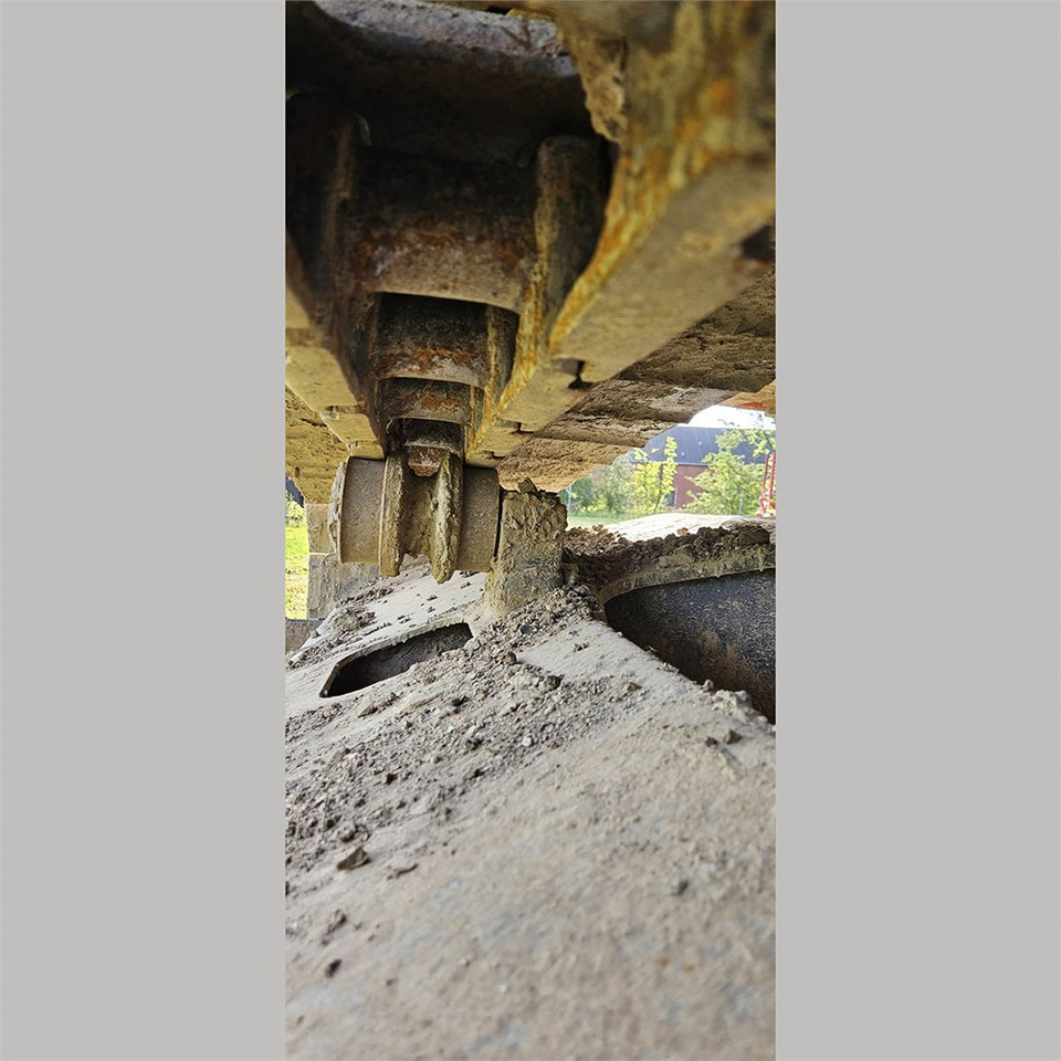 Zakup Hitachi ZX 225 Hitachi ZX 225: slika Zakup Hitachi ZX 225 Hitachi ZX 225