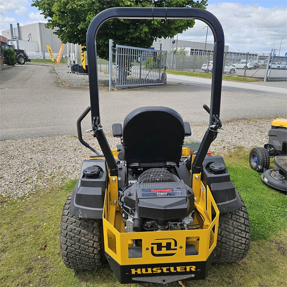 Hustler Fasttrack 54" - Vrtna kosilica: slika Hustler Fasttrack 54" - Vrtna kosilica Hustler Fasttrack 54" - Vrtna kosilica: slika Hustler Fasttrack 54" - Vrtna kosilica