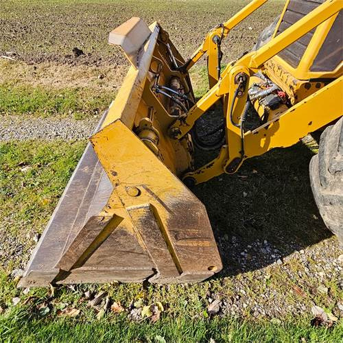 Rovokopač-utovarivač Hydrema 906 D: slika Rovokopač-utovarivač Hydrema 906 D Rovokopač-utovarivač Hydrema 906 D: slika Rovokopač-utovarivač Hydrema 906 D