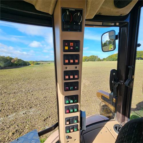 Rovokopač-utovarivač Hydrema 906 D: slika Rovokopač-utovarivač Hydrema 906 D Rovokopač-utovarivač Hydrema 906 D: slika Rovokopač-utovarivač Hydrema 906 D