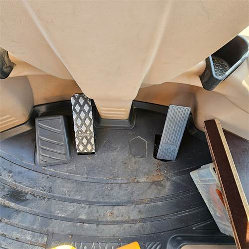 Rovokopač-utovarivač Hydrema 906 D: slika Rovokopač-utovarivač Hydrema 906 D Rovokopač-utovarivač Hydrema 906 D: slika Rovokopač-utovarivač Hydrema 906 D