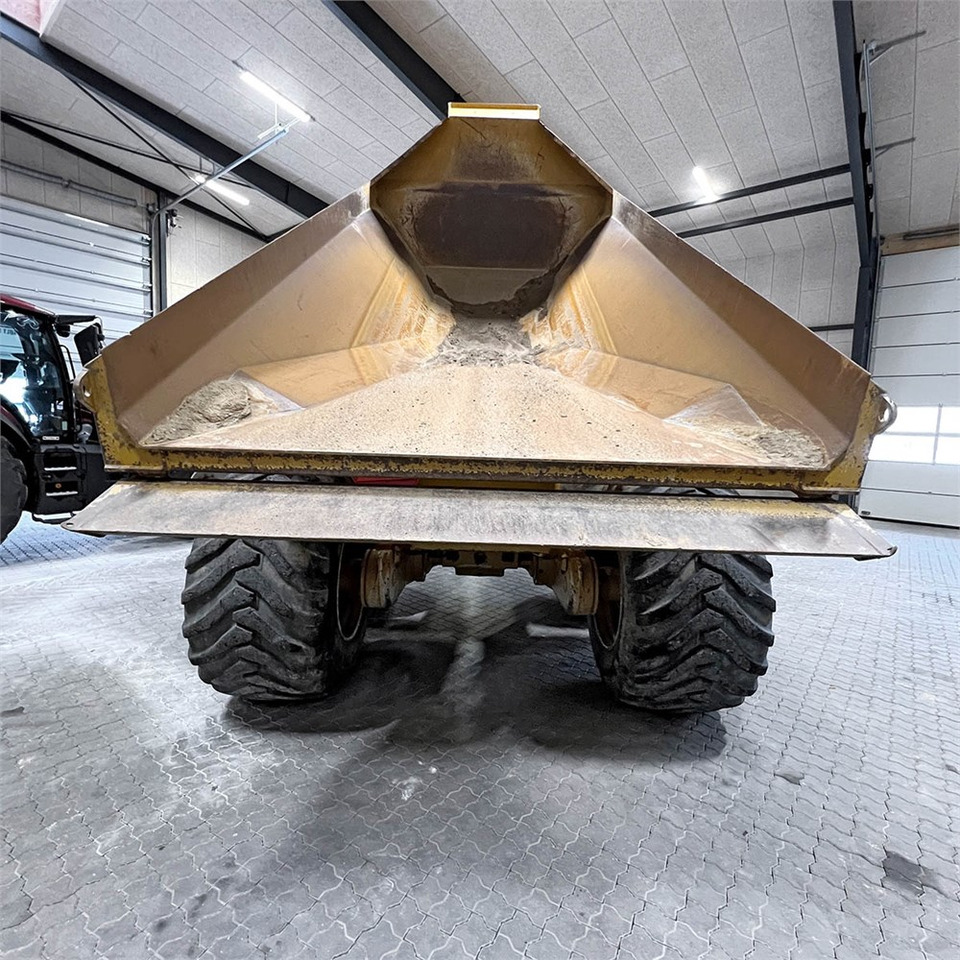 Zglobni istovarivač Hydrema 922 F: slika Zglobni istovarivač Hydrema 922 F