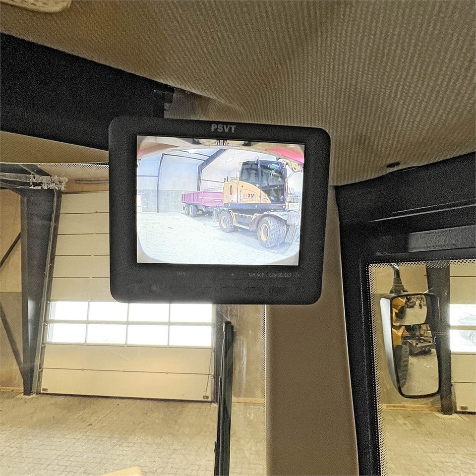 Zglobni istovarivač Hydrema 922 F: slika Zglobni istovarivač Hydrema 922 F