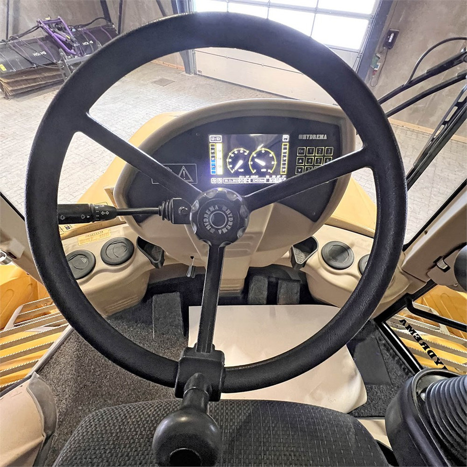 Zglobni istovarivač Hydrema 922 F: slika Zglobni istovarivač Hydrema 922 F