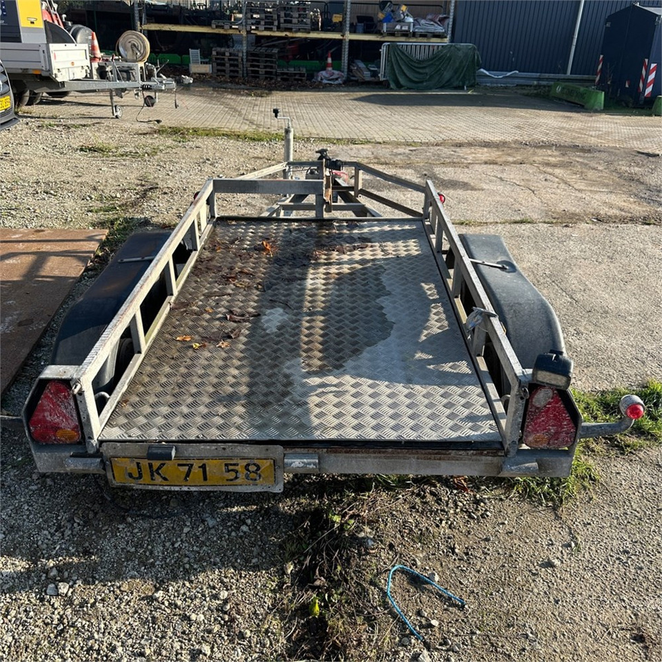 Ifor Williams 4 - Auto prikolica: slika Ifor Williams 4 - Auto prikolica Ifor Williams 4 - Auto prikolica: slika Ifor Williams 4 - Auto prikolica