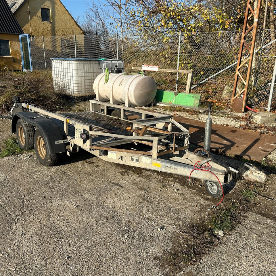 Ifor Williams 4 - Auto prikolica: slika Ifor Williams 4 - Auto prikolica Ifor Williams 4 - Auto prikolica: slika Ifor Williams 4 - Auto prikolica