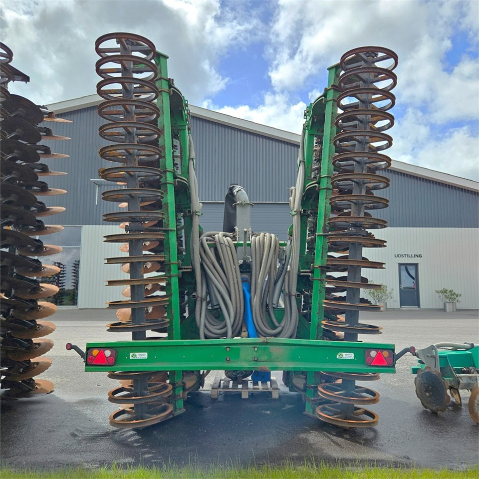 Intertech 7 m - Oprema za gnojenje: slika Intertech 7 m - Oprema za gnojenje Intertech 7 m - Oprema za gnojenje: slika Intertech 7 m - Oprema za gnojenje