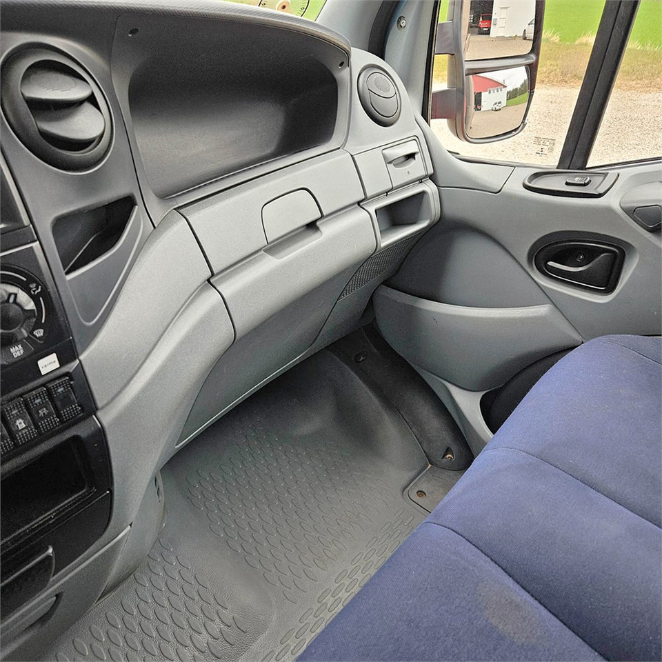 Kamion s otvorenim sandukom Iveco Stralis C35: slika Kamion s otvorenim sandukom Iveco Stralis C35