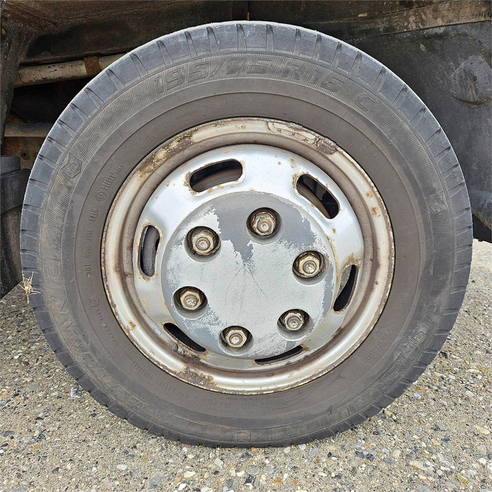 Kamion s otvorenim sandukom Iveco Stralis C35: slika Kamion s otvorenim sandukom Iveco Stralis C35