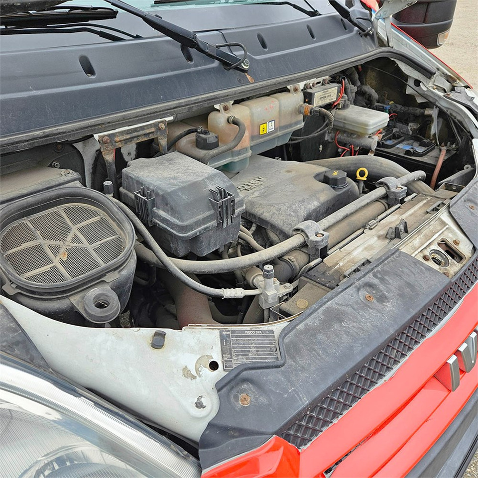 Kamion s otvorenim sandukom Iveco Stralis C35: slika Kamion s otvorenim sandukom Iveco Stralis C35