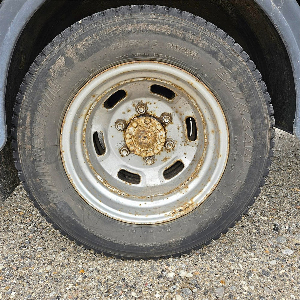 Kamion s otvorenim sandukom Iveco Stralis C35: slika Kamion s otvorenim sandukom Iveco Stralis C35