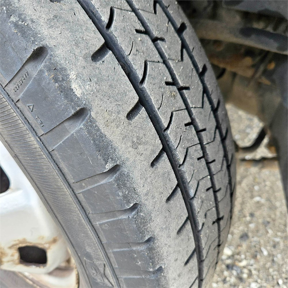 Kamion s otvorenim sandukom Iveco Stralis C35: slika Kamion s otvorenim sandukom Iveco Stralis C35