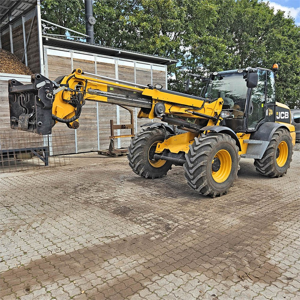 JCB TM310 - Utovarivač na kotačima: slika JCB TM310 - Utovarivač na kotačima JCB TM310 - Utovarivač na kotačima: slika JCB TM310 - Utovarivač na kotačima