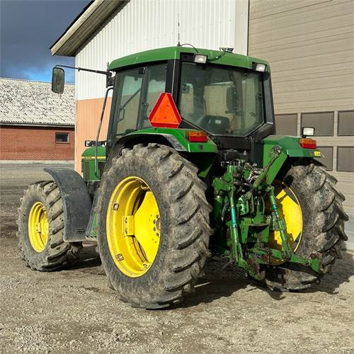 John Deere 6300 - Traktor: slika John Deere 6300 - Traktor John Deere 6300 - Traktor: slika John Deere 6300 - Traktor