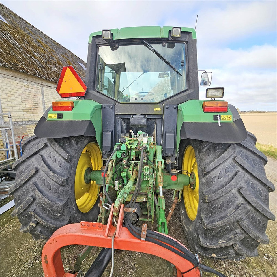 John Deere 6610 - Traktor: slika John Deere 6610 - Traktor John Deere 6610 - Traktor: slika John Deere 6610 - Traktor