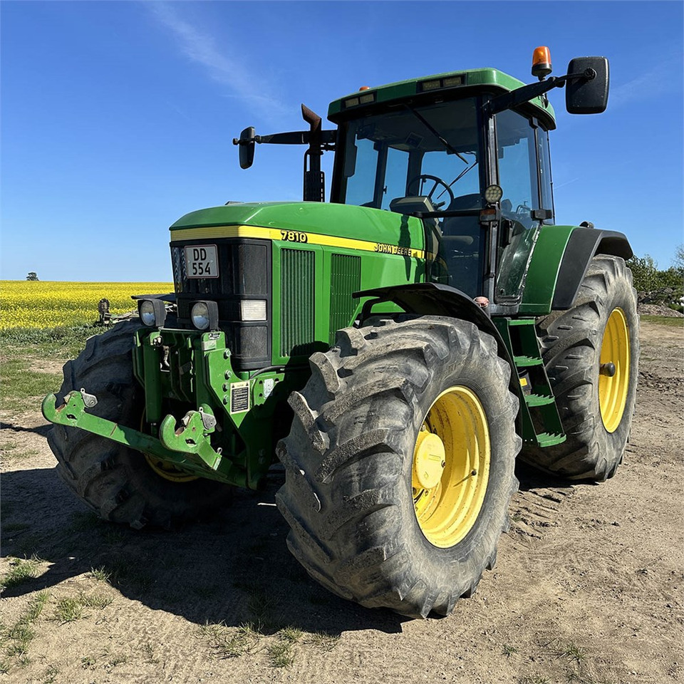 John Deere 7810 - Traktor: slika John Deere 7810 - Traktor John Deere 7810 - Traktor: slika John Deere 7810 - Traktor