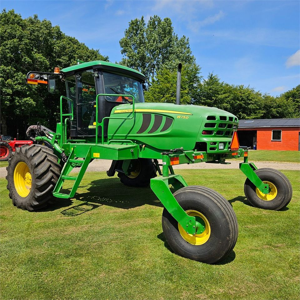 John Deere W150 - Kombajn: slika John Deere W150 - Kombajn John Deere W150 - Kombajn: slika John Deere W150 - Kombajn