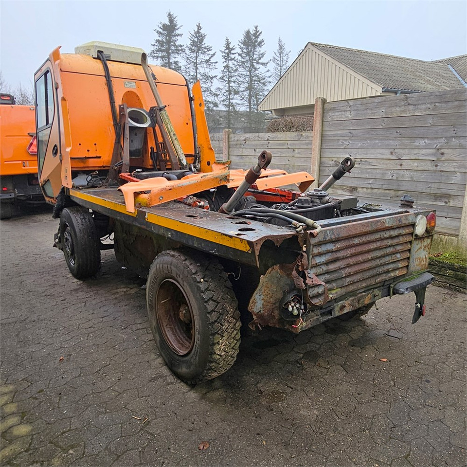 Johnston Sweepers 5000 - Cestovna čistilica: slika Johnston Sweepers 5000 - Cestovna čistilica Johnston Sweepers 5000 - Cestovna čistilica: slika Johnston Sweepers 5000 - Cestovna čistilica
