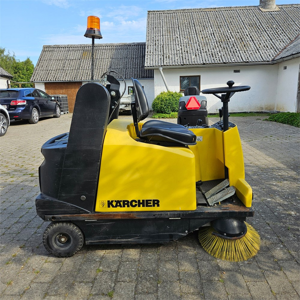 Kärcher KMR 1250 B - Pometač podova: slika Kärcher KMR 1250 B - Pometač podova Kärcher KMR 1250 B - Pometač podova: slika Kärcher KMR 1250 B - Pometač podova