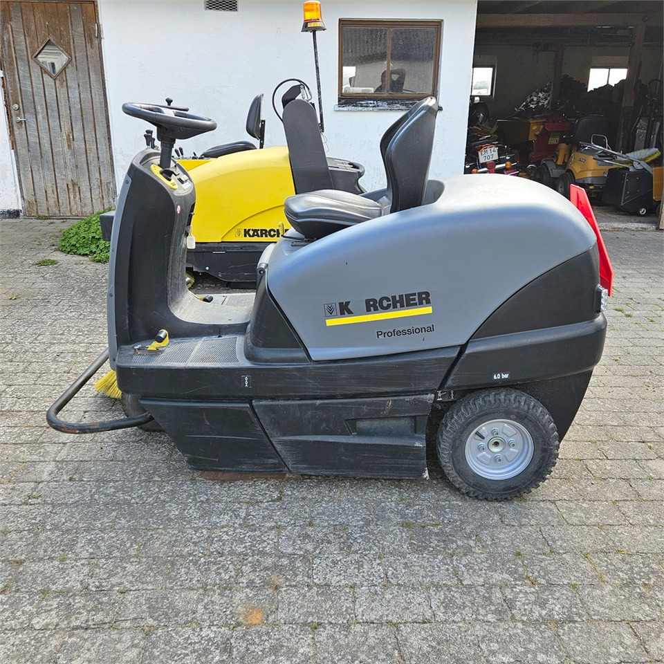 Kärcher Km 100/100 RG - Pometač podova: slika Kärcher Km 100/100 RG - Pometač podova Kärcher Km 100/100 RG - Pometač podova: slika Kärcher Km 100/100 RG - Pometač podova
