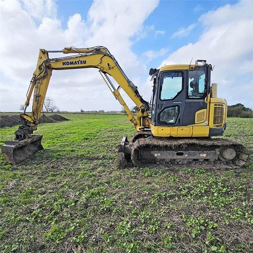 Komatsu FC118 MR-8 - Bager gusjeničar: slika Komatsu FC118 MR-8 - Bager gusjeničar Komatsu FC118 MR-8 - Bager gusjeničar: slika Komatsu FC118 MR-8 - Bager gusjeničar